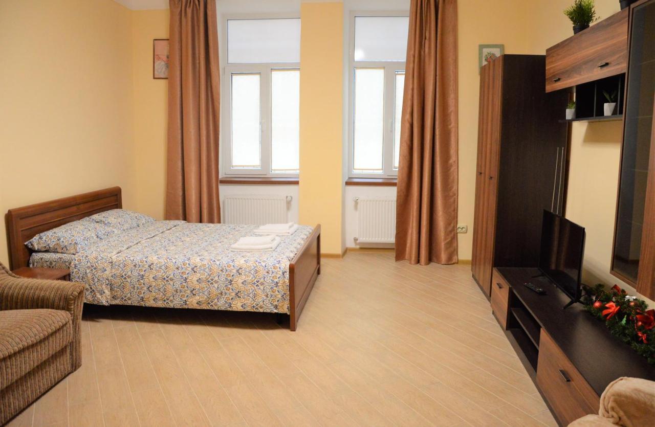 У Князя Лева Поряд Площі Ринок At Duke'S Aparment Next To Rynok Square Apartman Lviv Kültér fotó